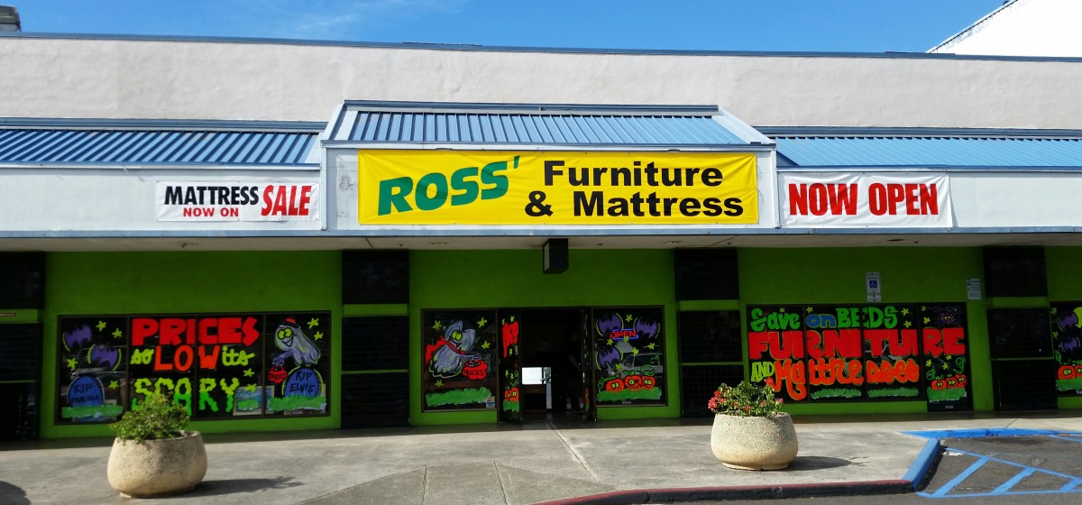 front store – Ross' Hawaii
